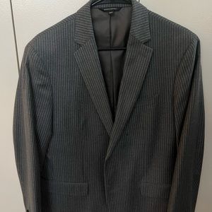 Banana Republic Men’s 40S Slim Fit Two-Button Blazer Grey Pinstripe Sport Jacket